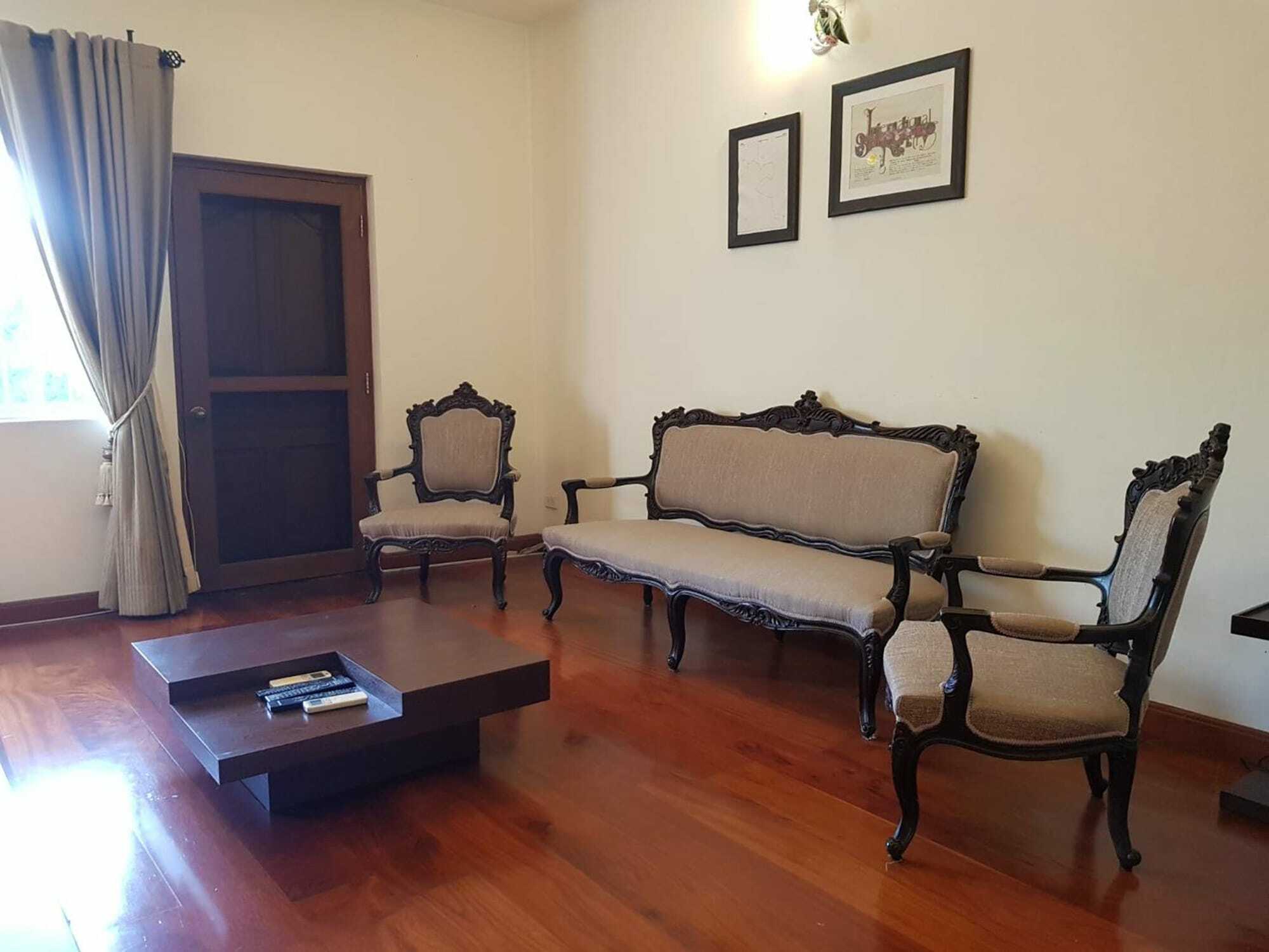 Prompimarn Villa Toscana Бангкок Екстер'єр фото